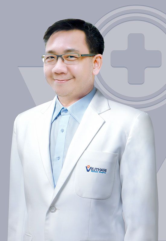 DR. TACHAPONG NGARMUKOS