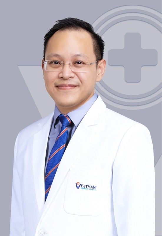 DR. THATCHAWIT URASOOK