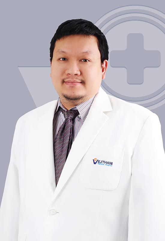 DR. BUNDIT SAKULCHAIRUNGRUENG